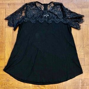 Lace Yoke Short Sleeve A-line Top